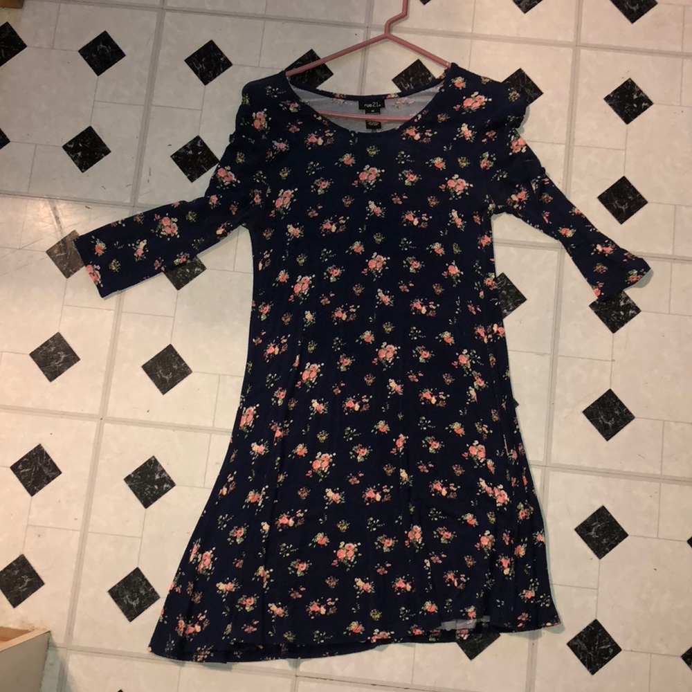 Floral navy blue fitting dress